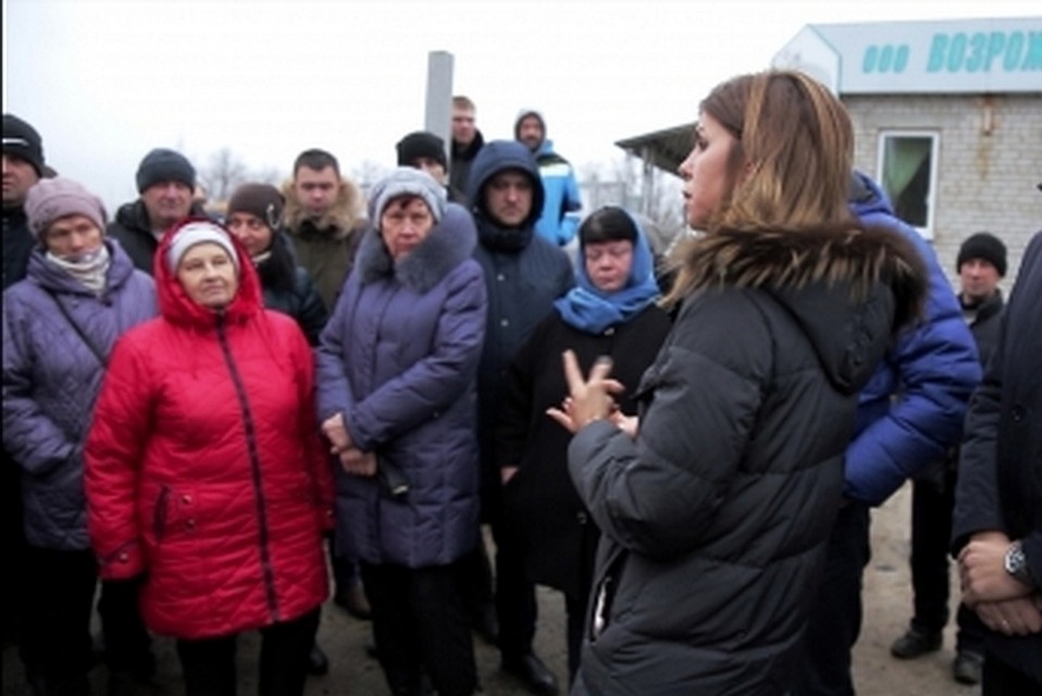 Мэр приехала на митинг против строительства завода