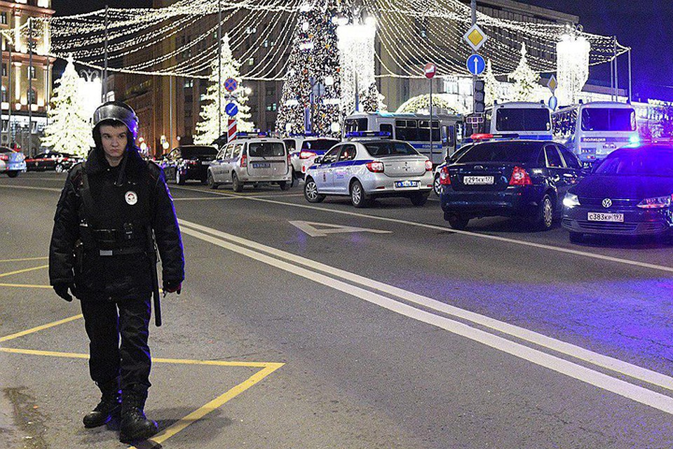 Евгений Манюров, вечером, 20 декабря открыл стрельбу в центре Москвы
