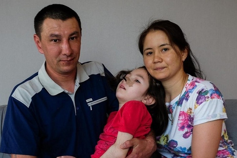 Илона - единственный ребенок у родителей. Фото: фонд "Дедморозим"