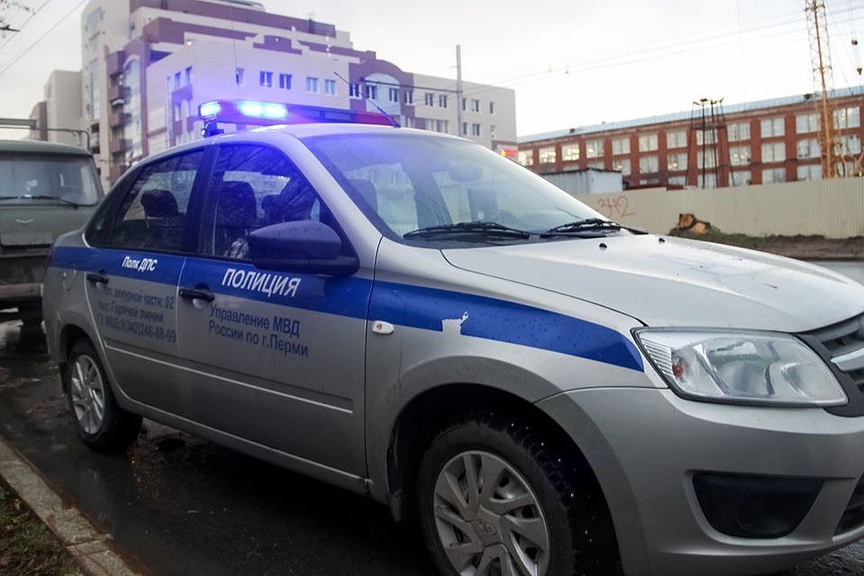 Также он должен заплатить в доход государства штраф в размере 150 тысяч рублей.