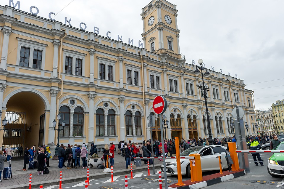 Если все пойдет по плану, в Петербурге появятся два полукольцевых маршрута и мощный транспортный узел.