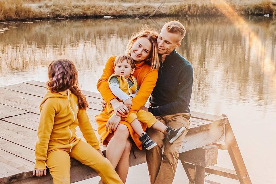 Семья проводит все время вместе. Фото: instagram.com/spottykit.