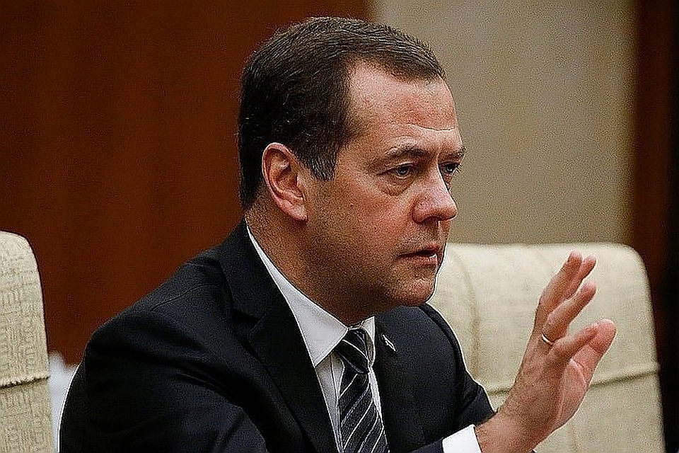 Дмитрий Медведев подписал поручение о выделении до 22 млн рублей из резерва правительства на закупку препаратов для лечения детей