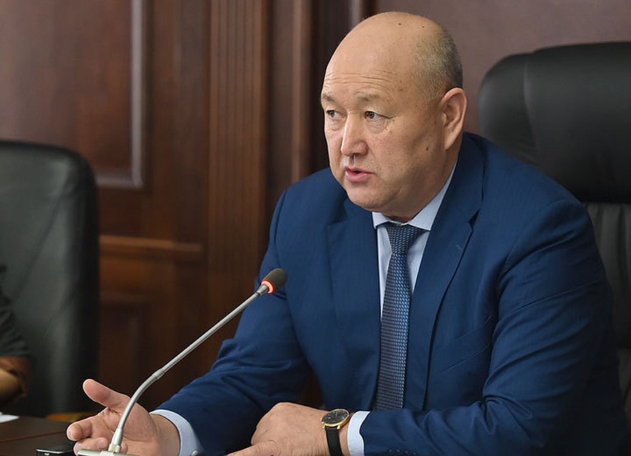 Жениш Разаков отметил, что в некоторых вопросах позиции двух стран не сходятся, по другим - совпадают.