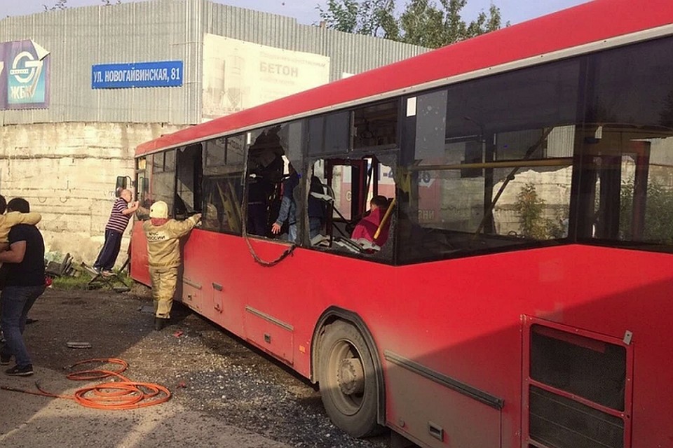 В результате аварии пострадали 33 человека еще двое погибли.Фото: ГИБДД