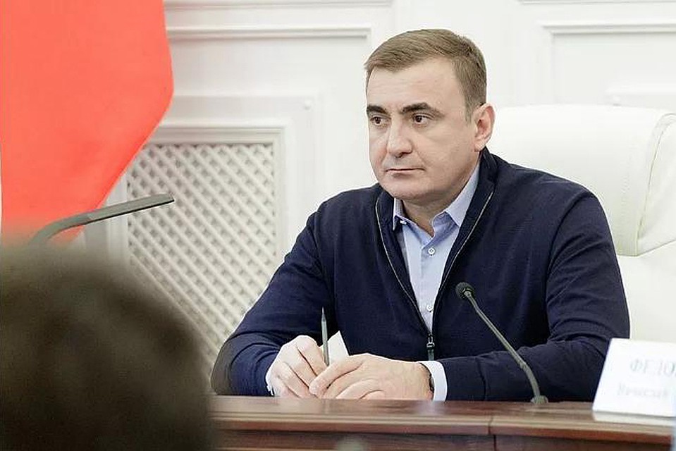 Алексей Дюмин считает, что федеральная помощь станет весомым подспорьем в ремонте и оснащении поликлиник. Фото предоставлено пресс-службой правительства Тульской области.