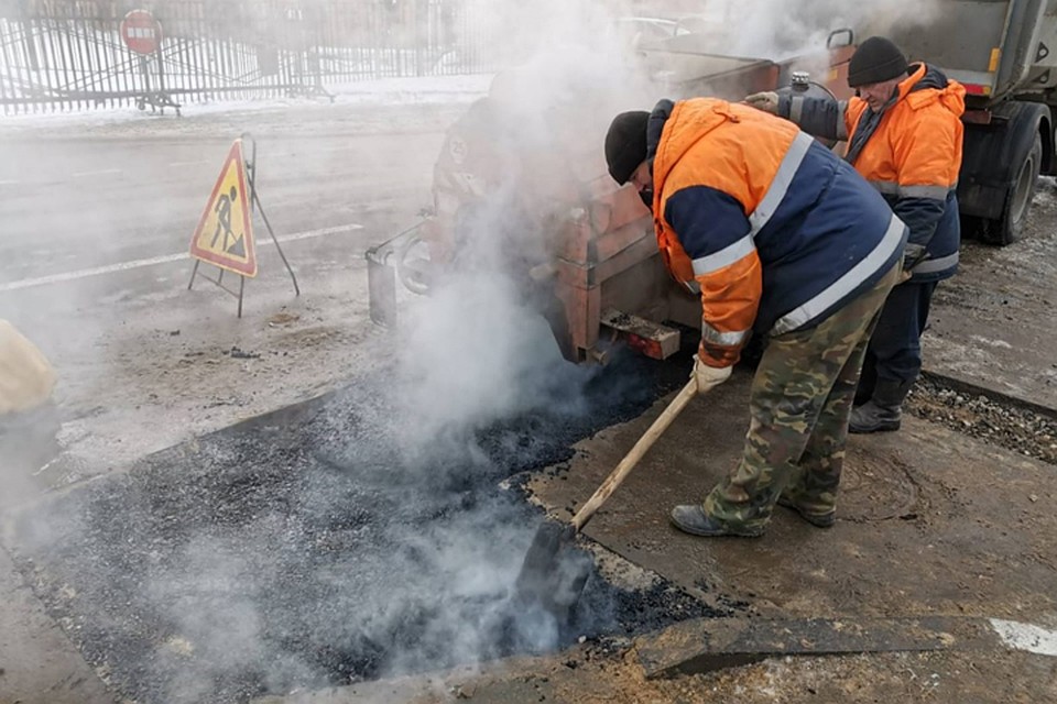 Провал грунта на Стрелке устранили.