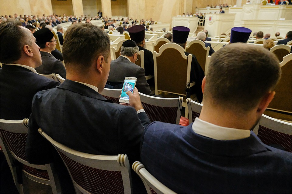 Санкт-Петербург. Во время заседания конституционного суда.