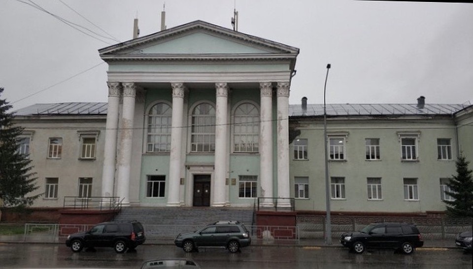 Фото Дворца: скриншот из 2ГИС