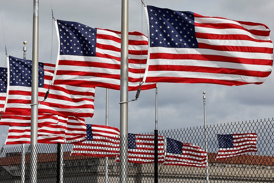 "Для эффективного управления": В США объяснили присутствие своих военнослужащих в Сирии