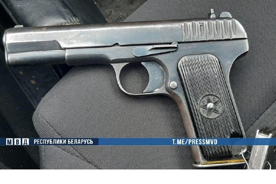 Подозреваемый купил пистолет для совершения преступлений. Фото: МВД.