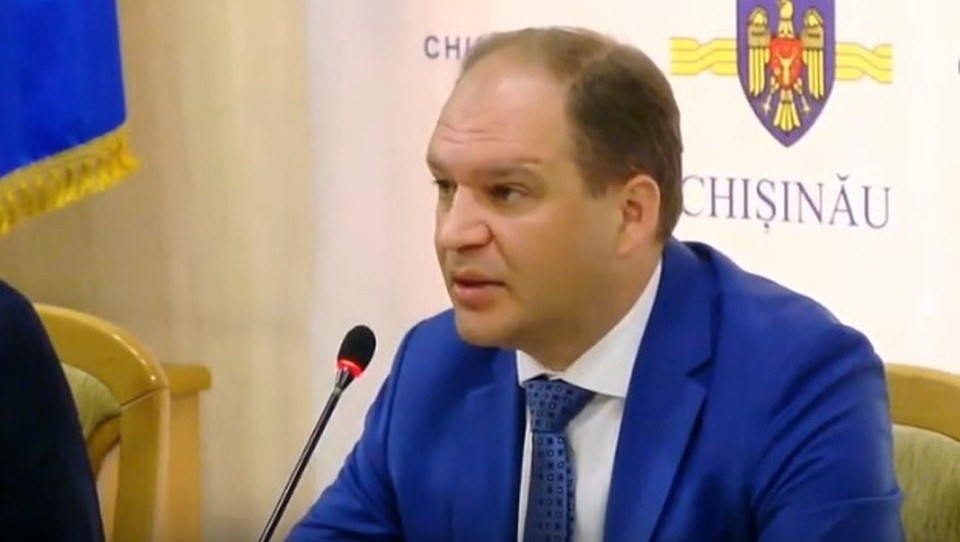В столичной примарии в пятницу был создан кризисный центр для работы над решением проблемы маршрутных такси