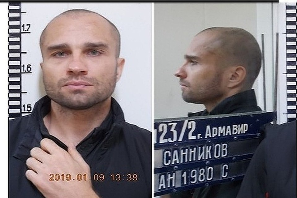 Антон Санников
