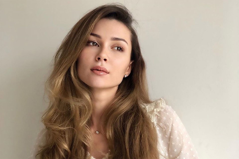 Анна Заворотнюк