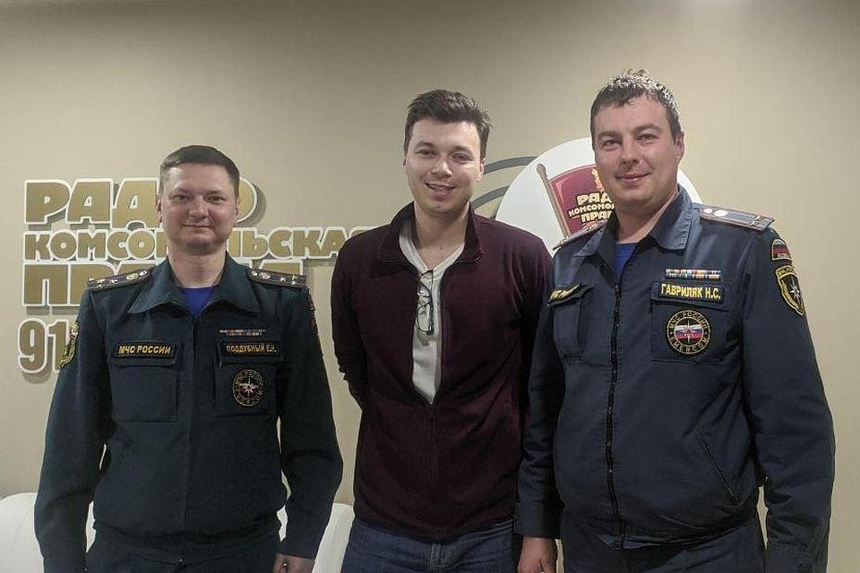 Слева Евгений Поддубный, в центре Егор Казаков, справа Никита Гавриляк