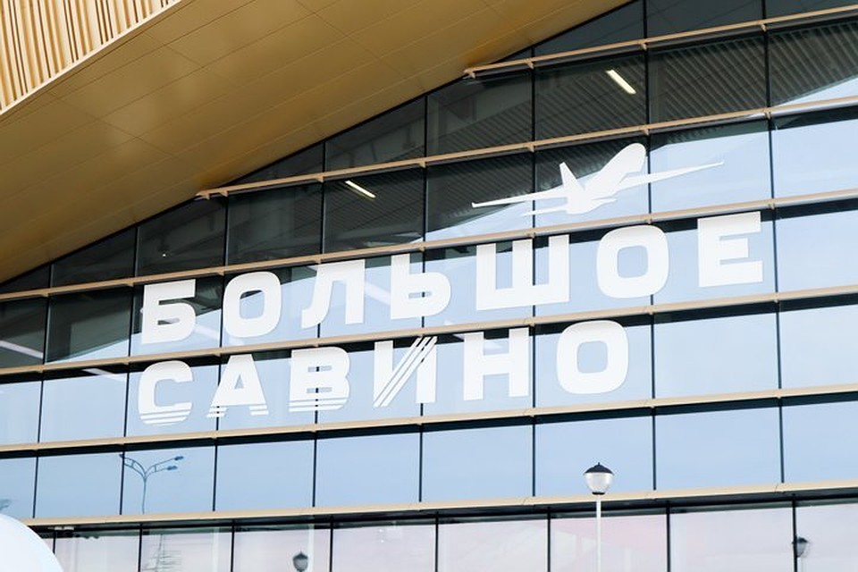 60 человек, которые находились на борту, были эвакуированы.