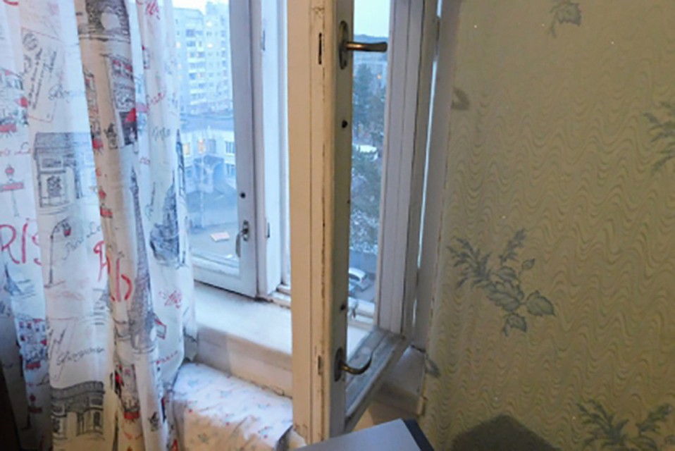 Ребенок погиб, выпав из окна восьмого этажа Фото: СУ СК РФ по Тверской области