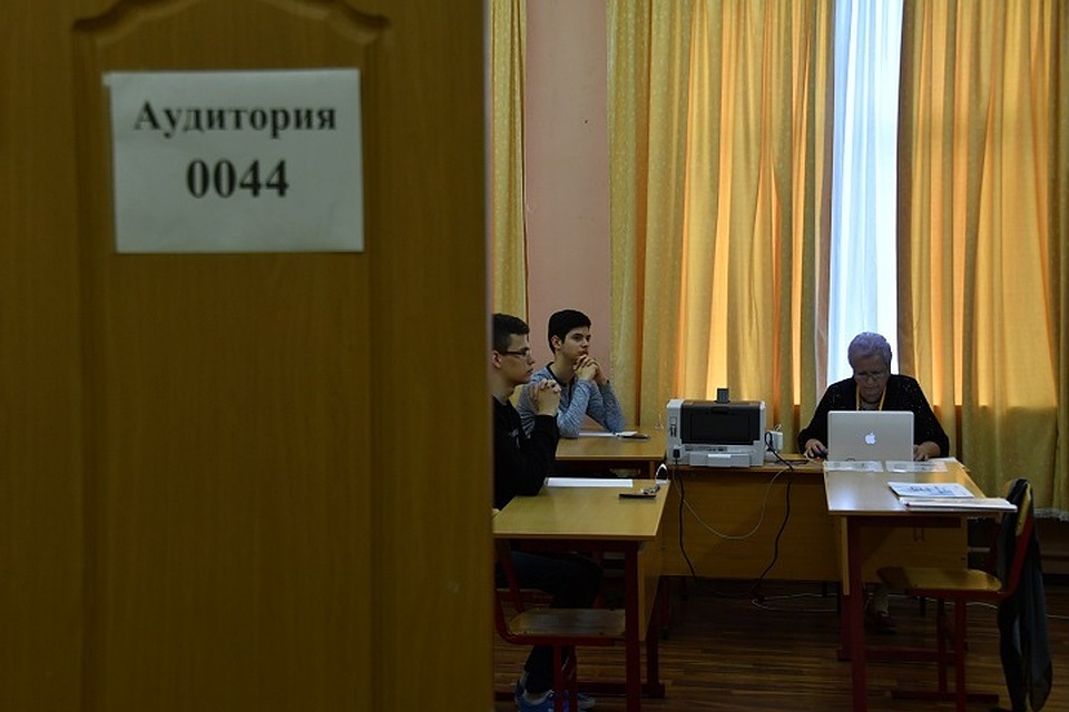 Теперь досрочная сдача ЕГЭ перенесена на основной период