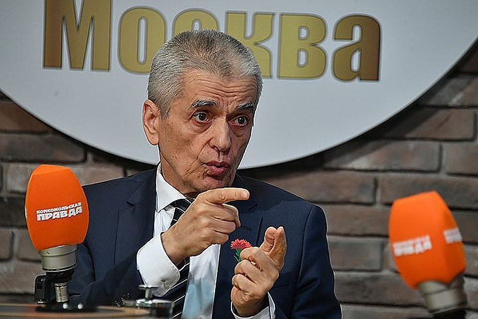 Геннадий Онищенко в студии Радио "Комсомольская правда".