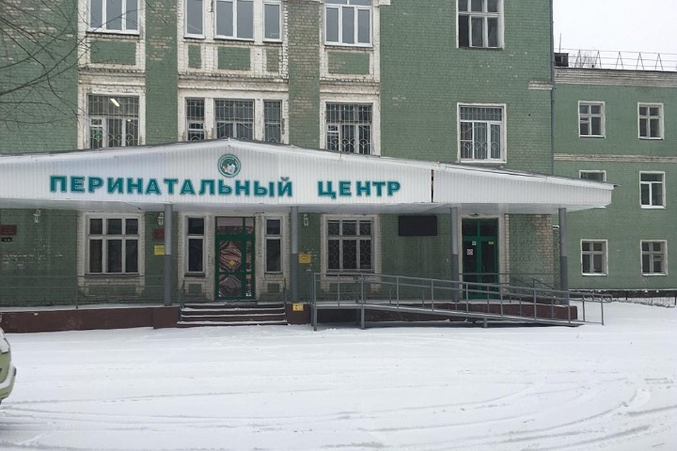 Женщина почему смогла беспрепятственно вынести из медучреждения чужого ребенка.
