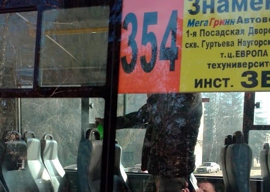 Транспорт дезинфицируют перед началом рабочего дня. Фото: instagram.com/denisblokhine