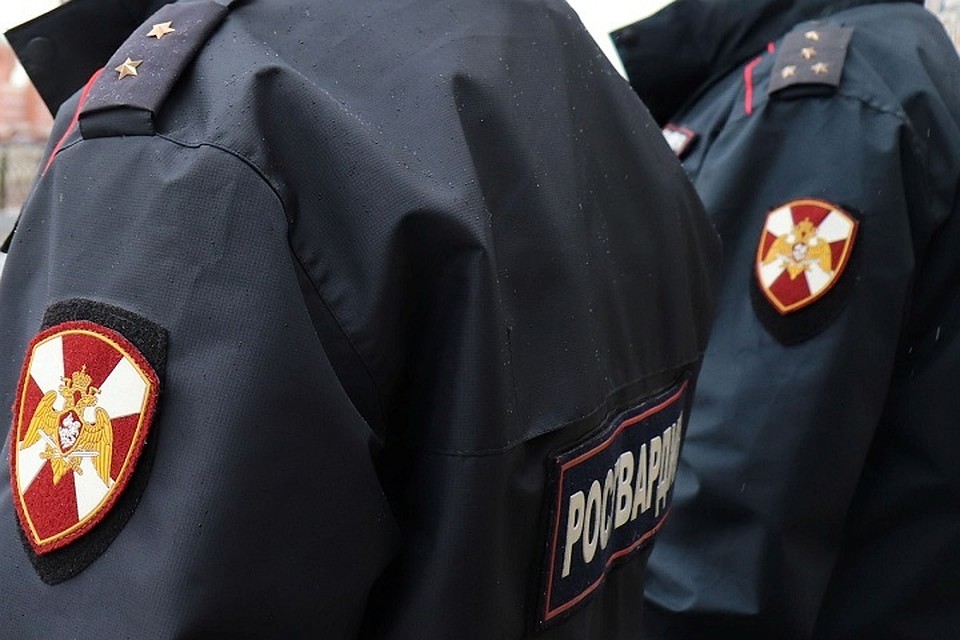 Росгвардейцы задержали любителя парфюма