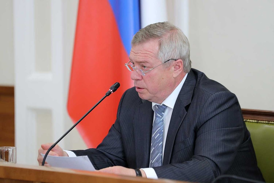 Губернатор Василий Голубев побывал на месте ЧП. Фото: Правительство РО.