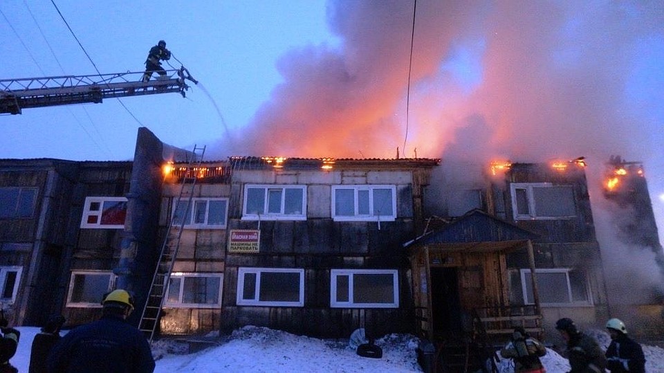 В Муравленко во время пожара обнаружили мертвого мужчину Фото: 89.mchs.gov.ru