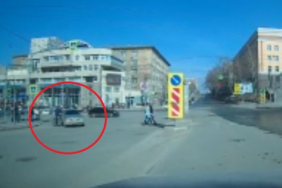 Авария попала на видео.