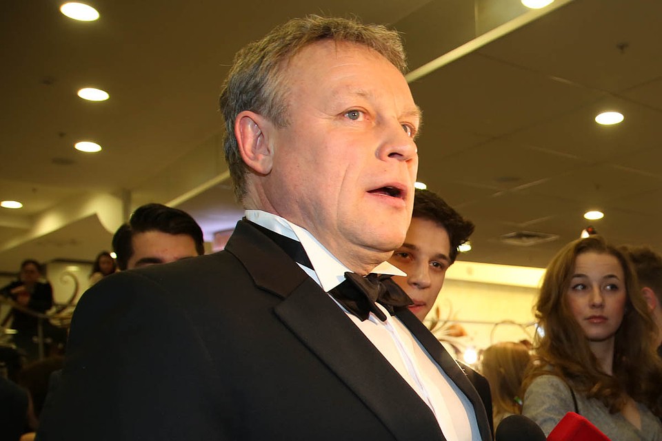 Сергей Жигунов крайне редко дает интервью, и еще реже актер оставляет сообщения в блоге.