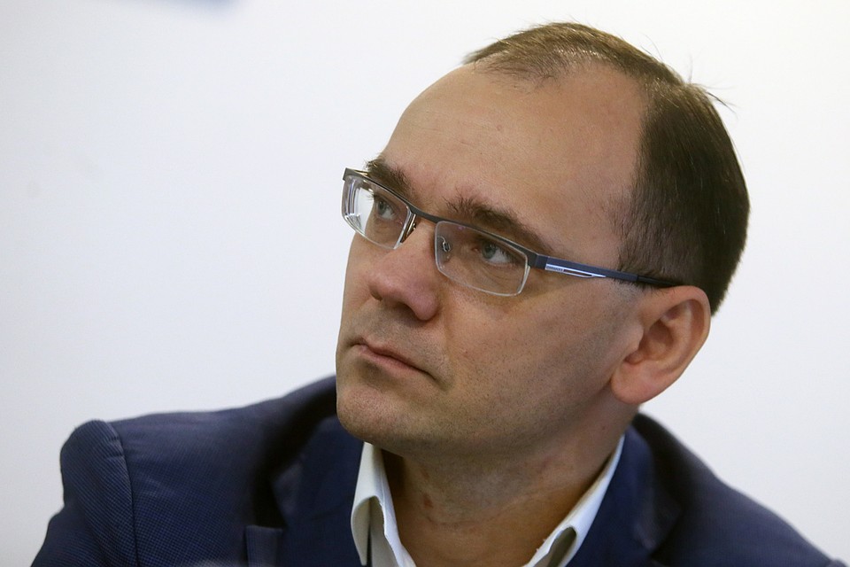 Замглавы Минпросвещения объяснил, что педагоги стремятся соблюдать рекомендации СанПиН, но сложно адаптируются к новым условиям