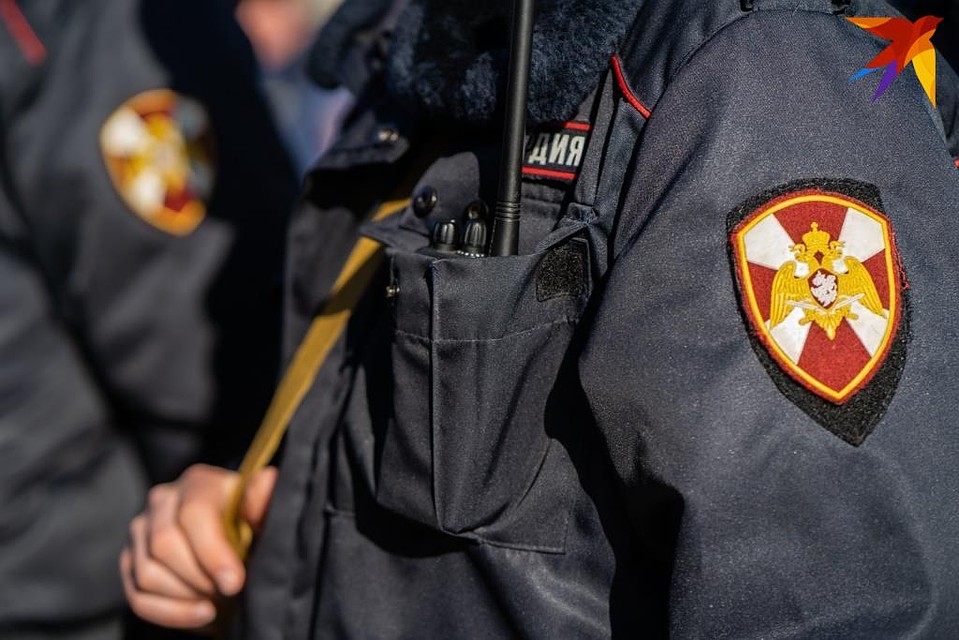 В Орле росгвардейцам пришлось выводить из бара буйного посетителя
