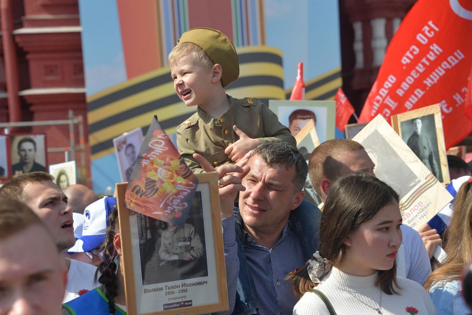 Присоединяйтесь к флешмобу "Комсомольской правды"-Мурманск" "75 стихотворений о Победе".