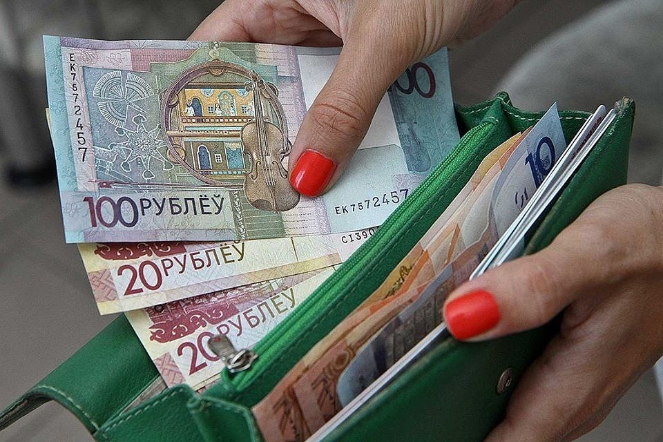 А в кризисные 2012-2014 годы инфляция колебалась и более чем до 40%.