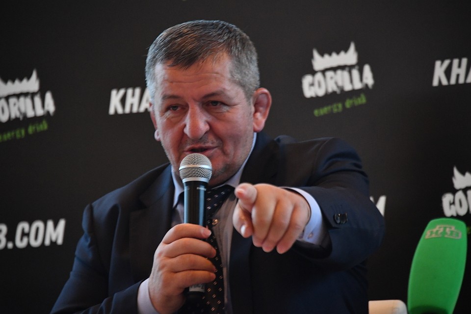Абдулманап Нурмагомедов верил в спорт, занимался зарядкой в больнице с пневмонией и отказывался пройти тестирование на COVID-19