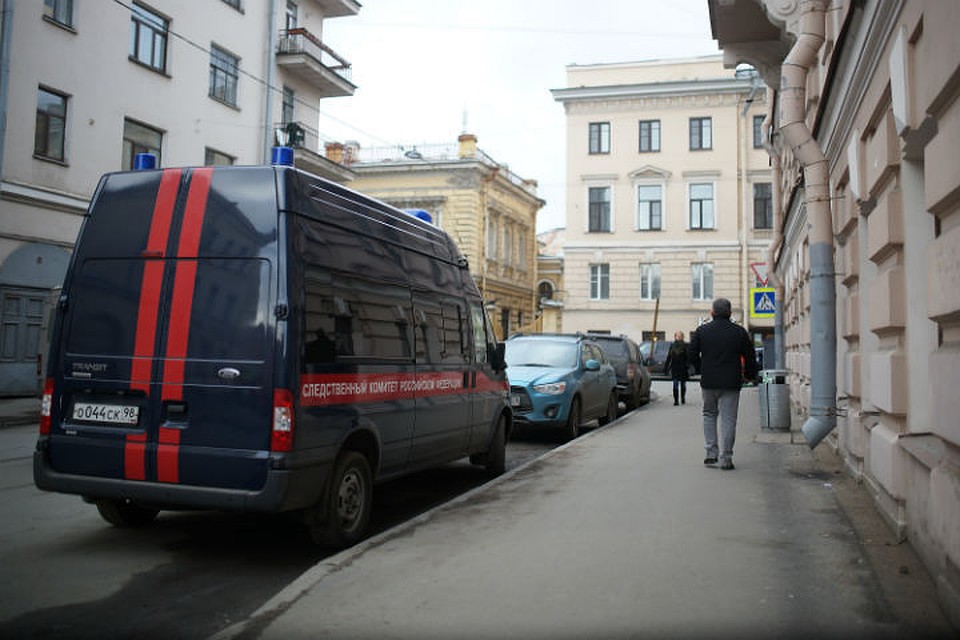 В общежитие, где погиб студент, приезжали сотрудники полиции и криминалисты