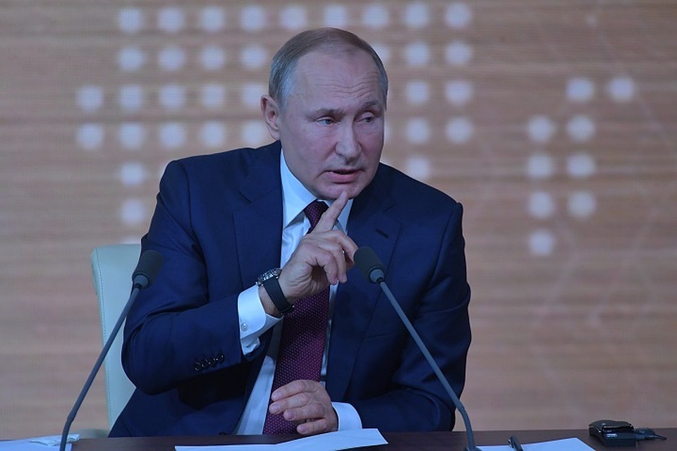 Президент раскритиковал правительство за "неважные" выплаты врачам