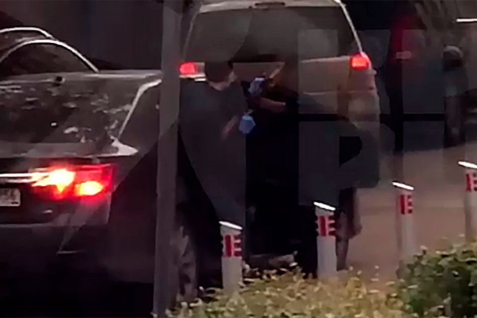 Стреляли из автомата калашникова