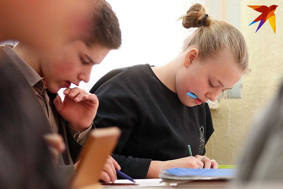 Выпускные экзамены-2020: Заболевших COVID-19 освободят от экзаменов и выставят в аттестат годовые отметки.