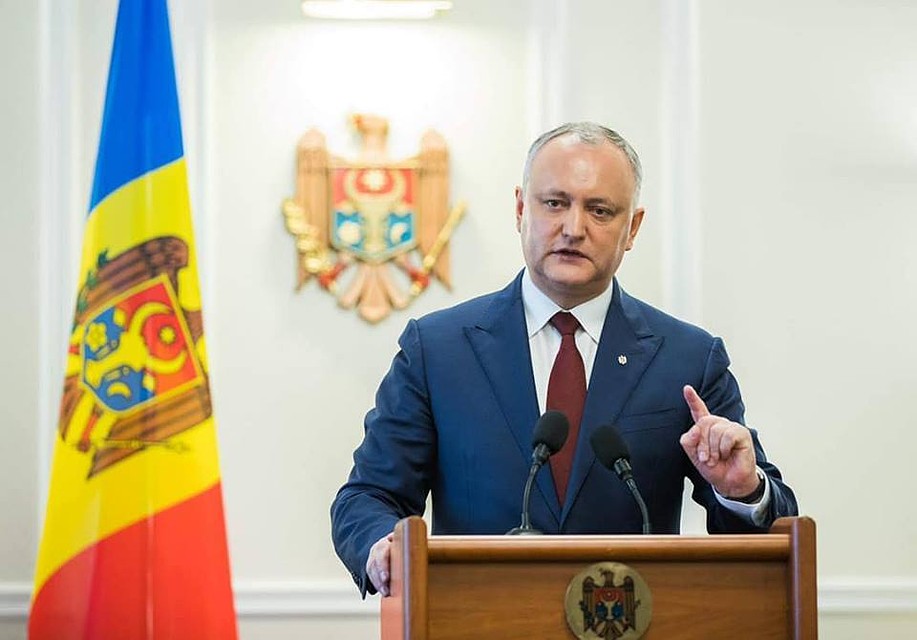 Президент Молдовы: "Власти предпримут все необходимые меры, чтобы вернуть государству аэропорт"