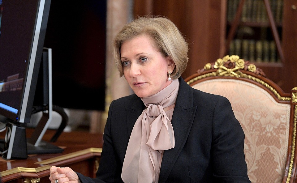 Глава Роспотребнадзора Анна Попова заявила, что бесконечного и безграничного роста тестирования на COVID-19 не предполагается