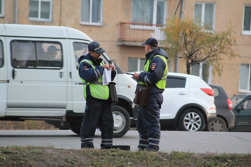 Профилактические беседы полицейские провели с 8 тыс. омчей.