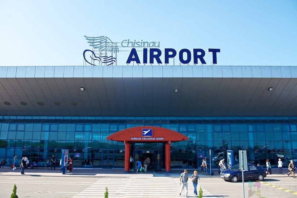 Аэропорт в Кишиневе.