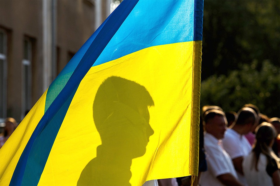 Общий внешний долг Украины составляет около $84 млрд долларов.