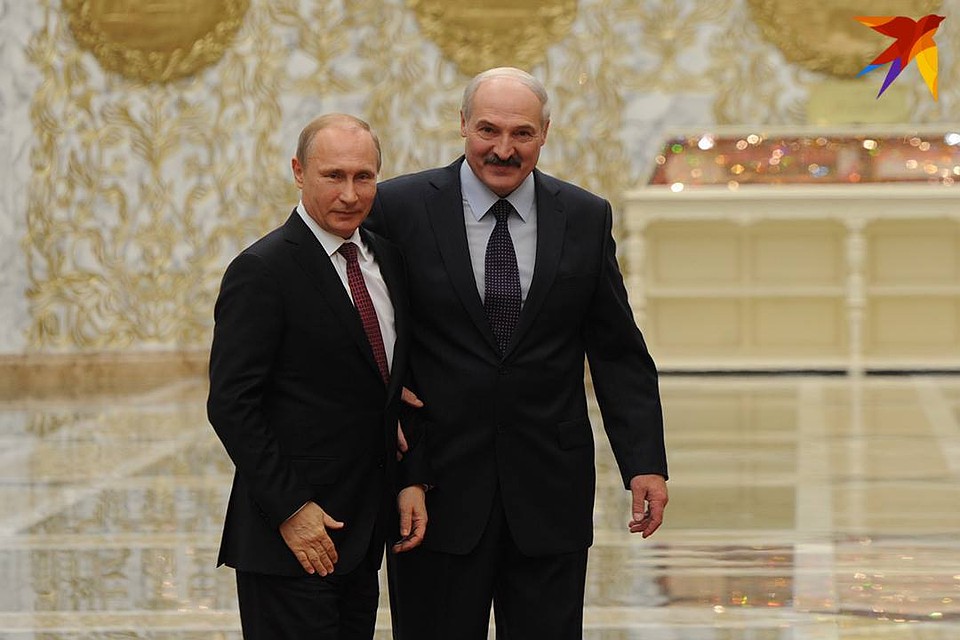 Накануне поездки Лукашенко в Москву на парад состоялся его телефонный разговор с Путиным.