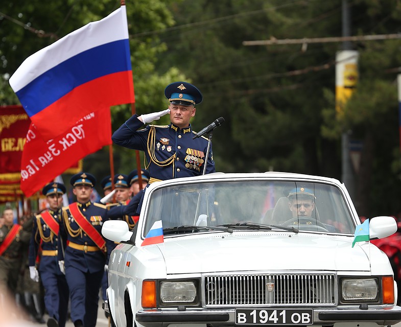 В Новороссийске прошел Парад Победы