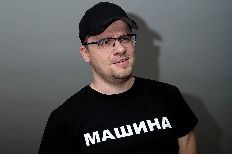 Интервью процитировали десятки СМИ. Наконец, его прочел и Гарик Харламов. В ответном видео он выглядел, скажем так, сильно офонаревшим. И слова Маркони опроверг.