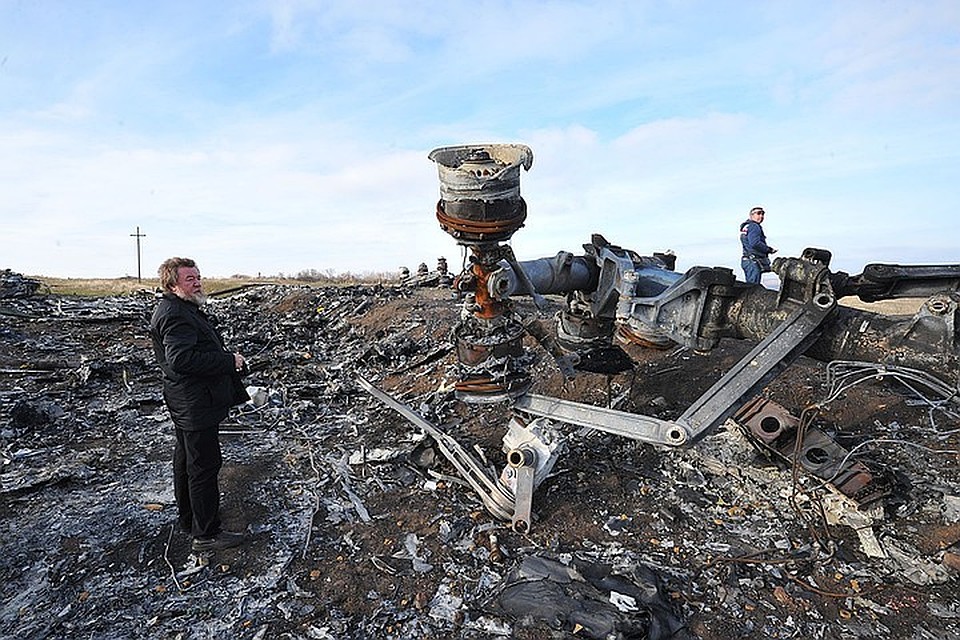 Доказательством запуска ракеты ЗРК «Бук» в самолет стала склеенная запись телефонных переговоров подозреваемых.