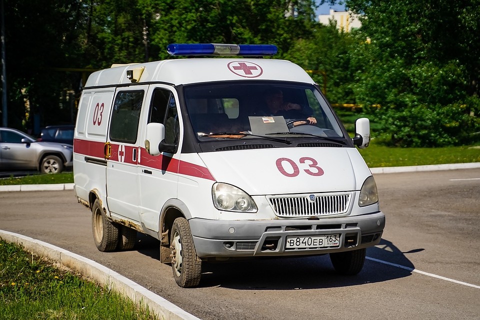 За последние сутки в России выявили 6 736 заболевших COVID-19.