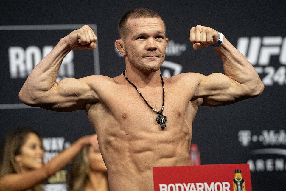 Петр Ян сразится за звание чемпиона UFC в легчайшем весе.